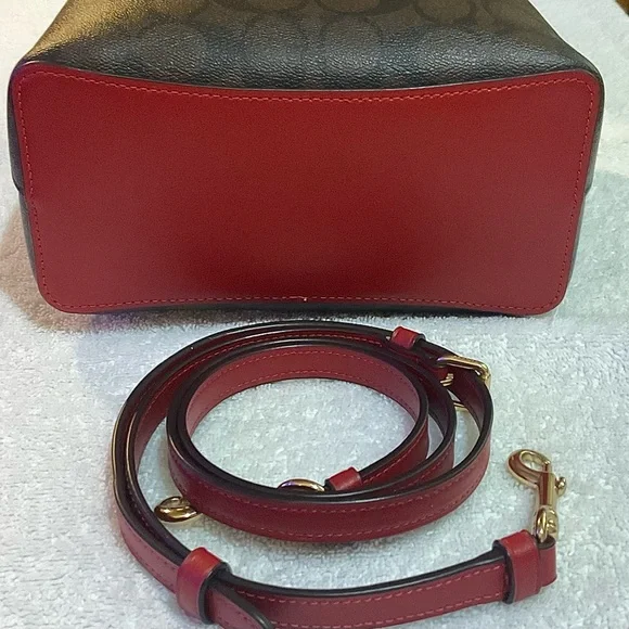 NEWER COACH Red/Brown Signature Coated Canvas and Leather Small Town Bucket Bag! - Picture 5 of 13